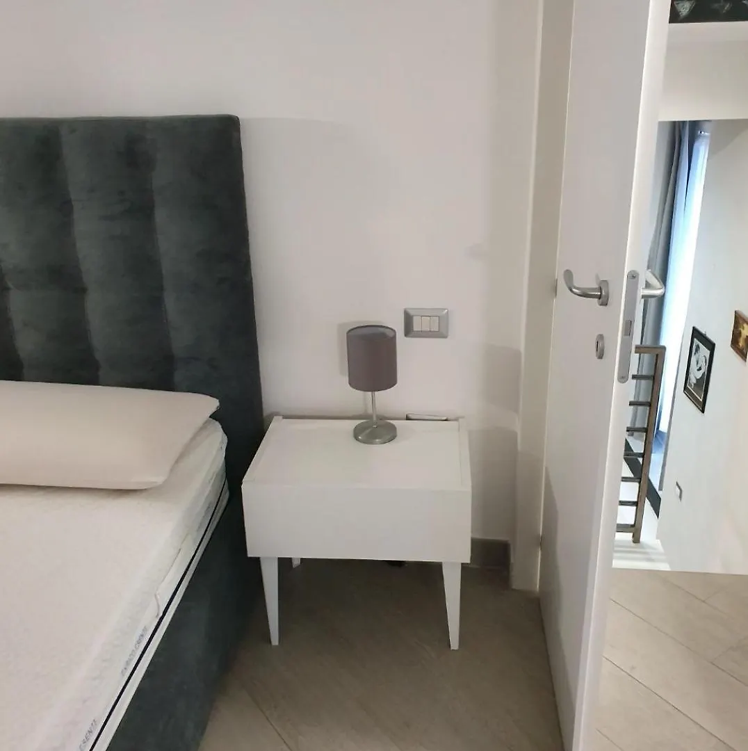 Rosa Home Al Museo Napoli Appartamento