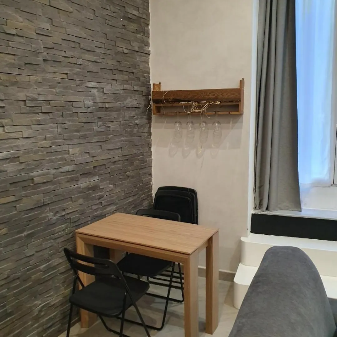 Rosa Home Al Museo Napoli Appartamento