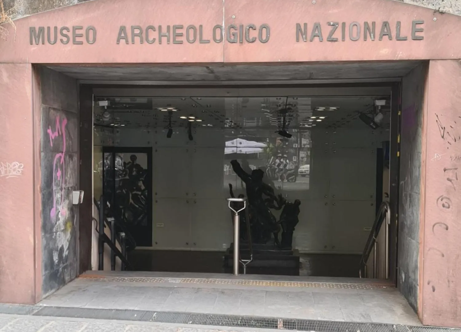 Rosa Home Al Museo Nápoles